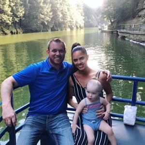 Meet your Posher, Ashly